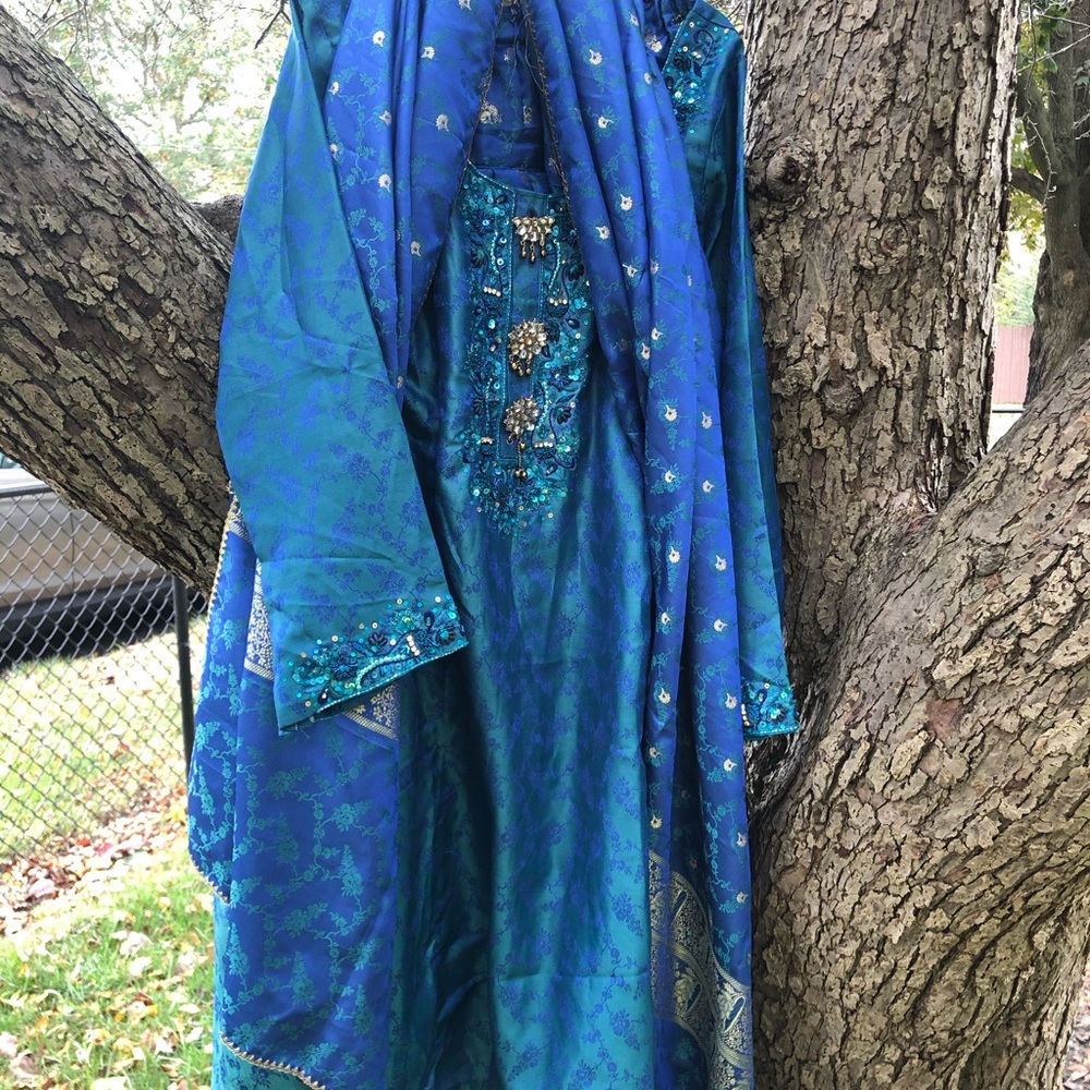 Pakistan dress